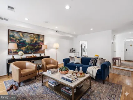 $7,900 | 2127 Newport Place Northwest, Washington, DC 20037