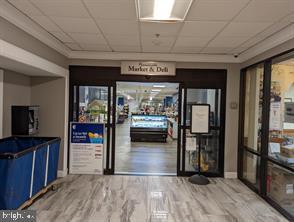5225 Pooks Hill Road, Unit 1211S Bethesda, MD 20814 - Photo 20 of 32 Convenience Market