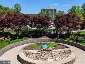 $2,000 | 5225 Pooks Hill Road, Unit 1211S, Bethesda, MD 20814