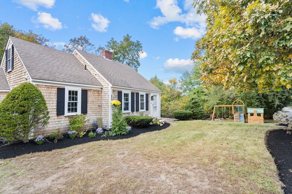 66 Booth Hill Road Scituate, MA 02066 - Photo 6 of 27 Gallery Image 6