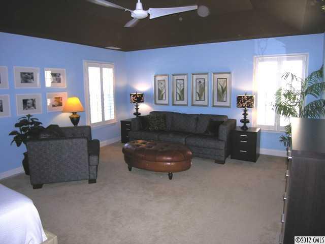 9427 Seamill Road Charlotte, NC 28278 - Photo 14 of 16 Gallery Image 14