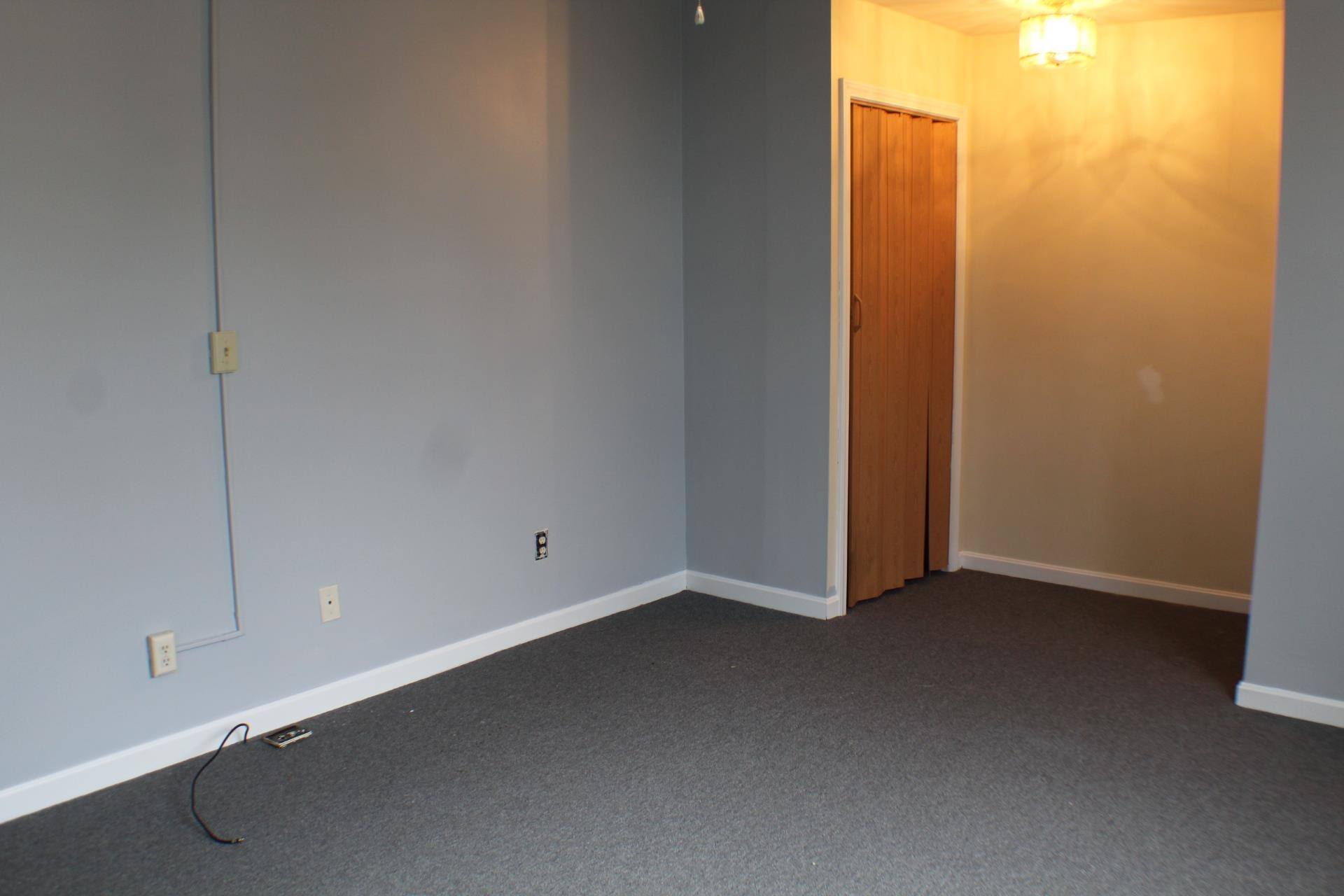 33 Kearsarge Street Manchester, NH 03102 - Photo 7 of 22 Gallery Image 7