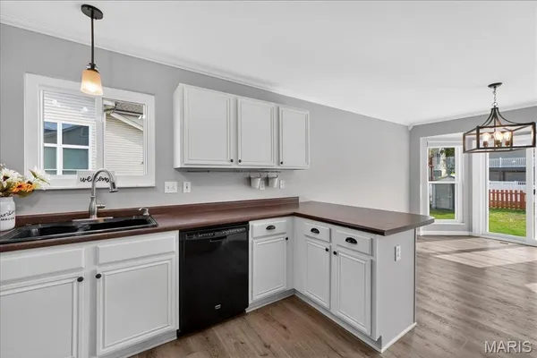 $359,000 | 5228 Seasonbrooks Lane, Imperial, MO 63052