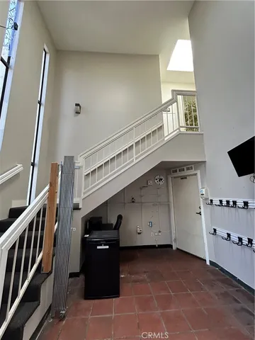 $1,950 | 417 Main Street, Huntington Beach, CA 92648