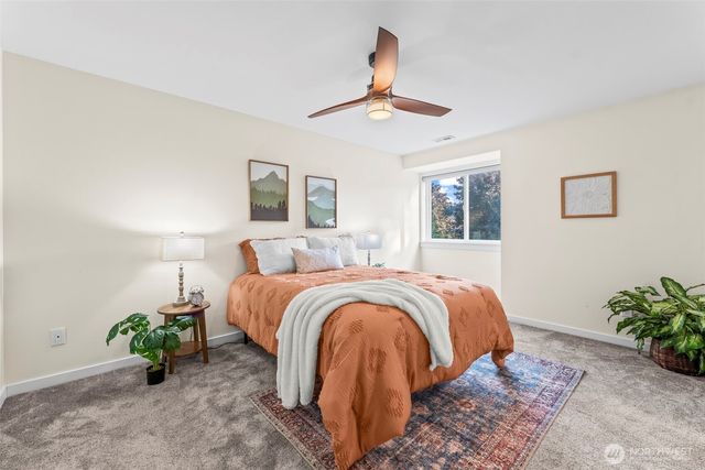 $325,000 | 10927 62nd Street East, Puyallup, WA 98372