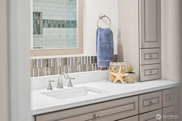 $325,000 | 10927 62nd Street East, Puyallup, WA 98372