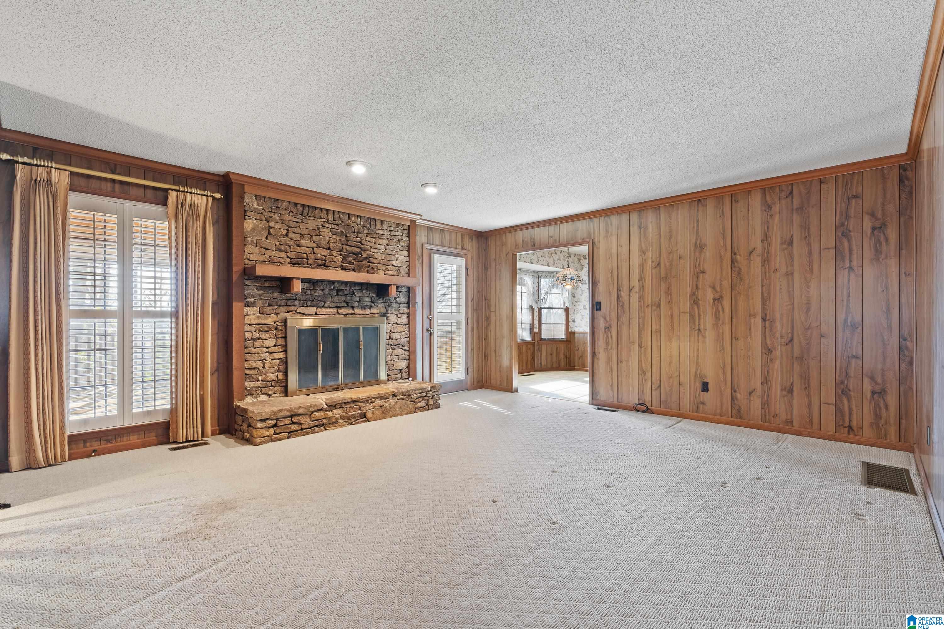 111 Woodward Road Trussville, AL 35173 - Photo 5 of 37