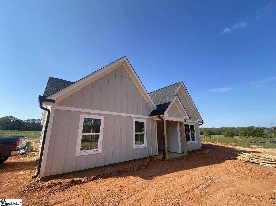 715 Holliday Dam Road Honea Path, SC 29654 - Photo 3 of 9