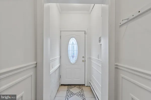 a view of a hallway with closet
