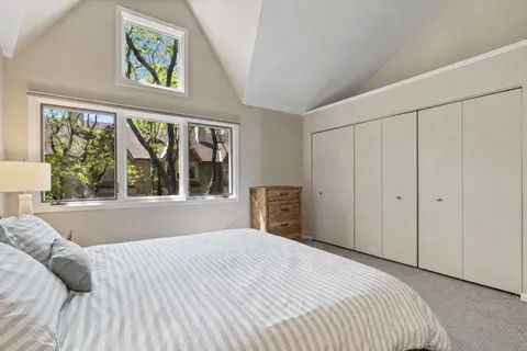 $899,000 | 2740 North Janssen Avenue, Chicago, IL 60614
