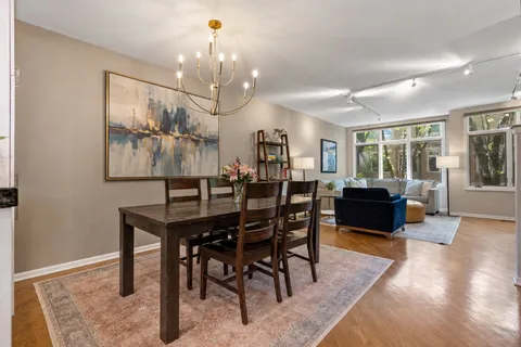 $899,000 | 2740 North Janssen Avenue, Chicago, IL 60614