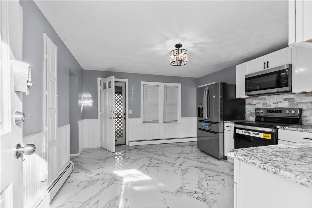 786 Sandy Lane Warwick, RI 02889 - Photo 5 of 50