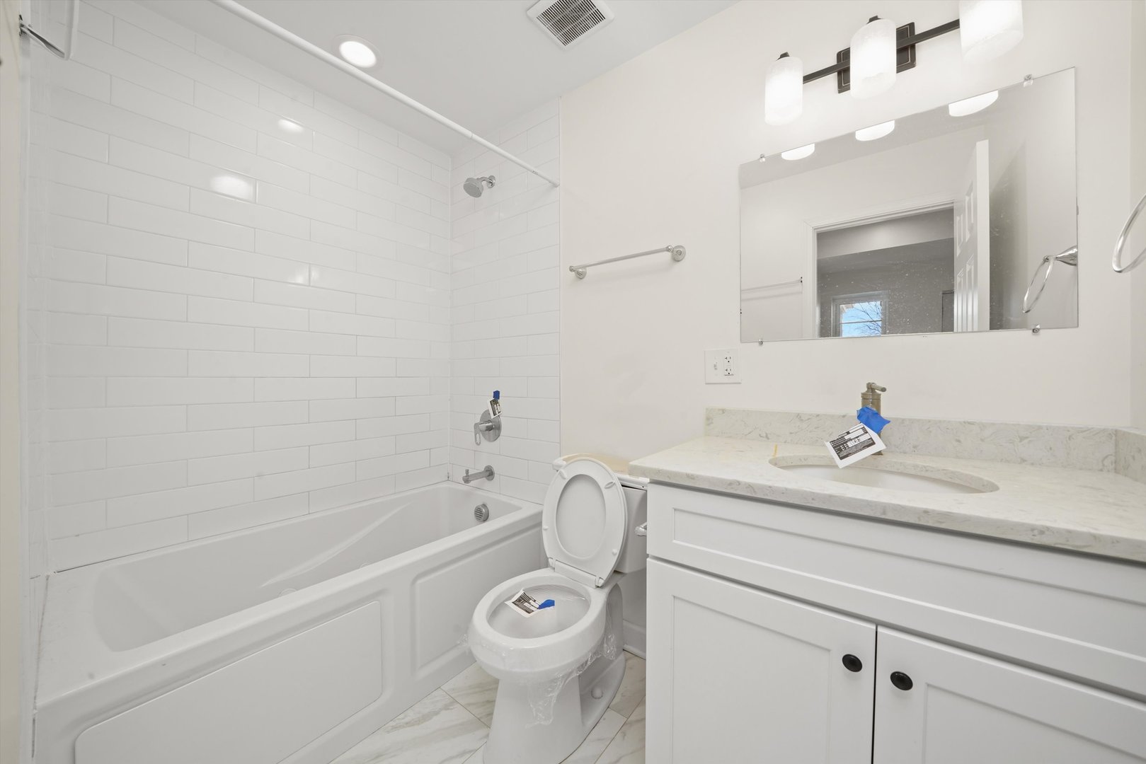 4917 North Pulaski Road, Unit 1N Chicago, IL 60630 - Photo 20 of 28 Gallery Image 20
