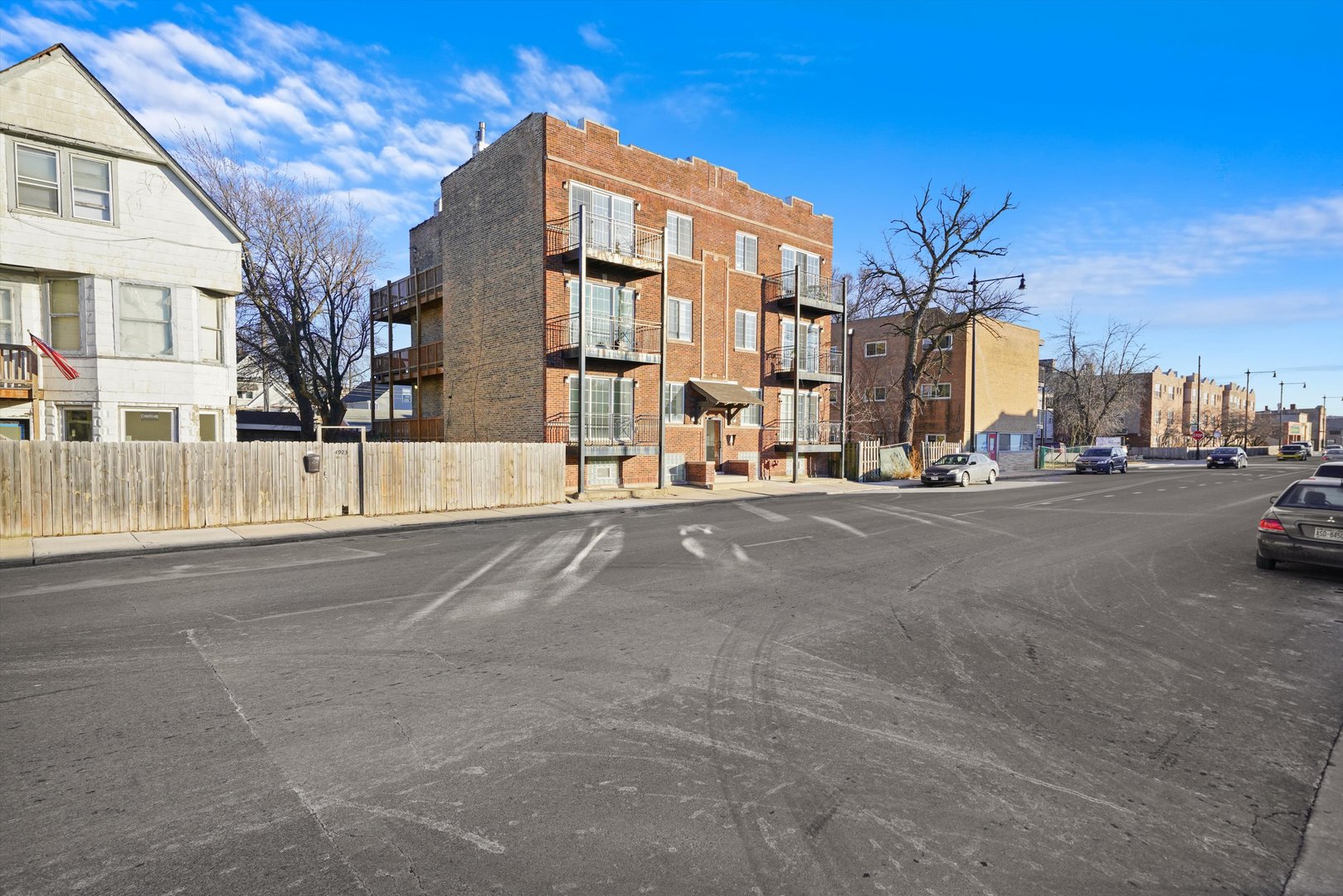 4917 North Pulaski Road, Unit 1N Chicago, IL 60630 - Photo 27 of 28 Gallery Image 27