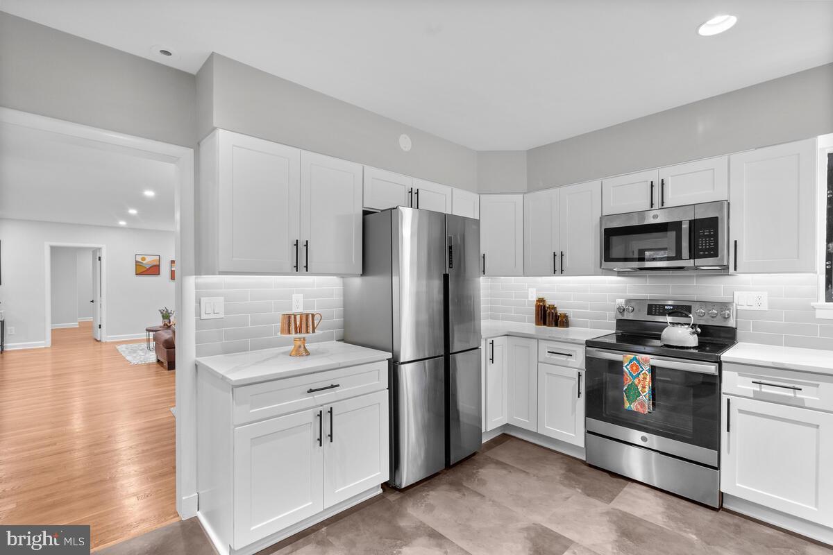 9344 Harvey Road Silver Spring, MD 20910 - Photo 23 of 74