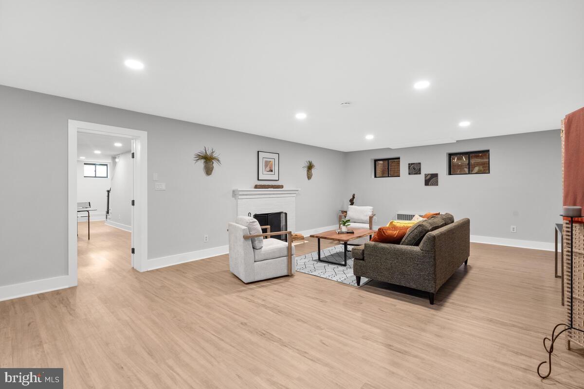 9344 Harvey Road Silver Spring, MD 20910 - Photo 49 of 74