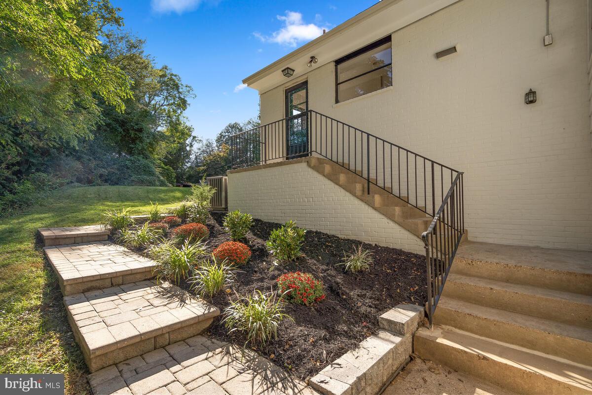 9344 Harvey Road Silver Spring, MD 20910 - Photo 60 of 74