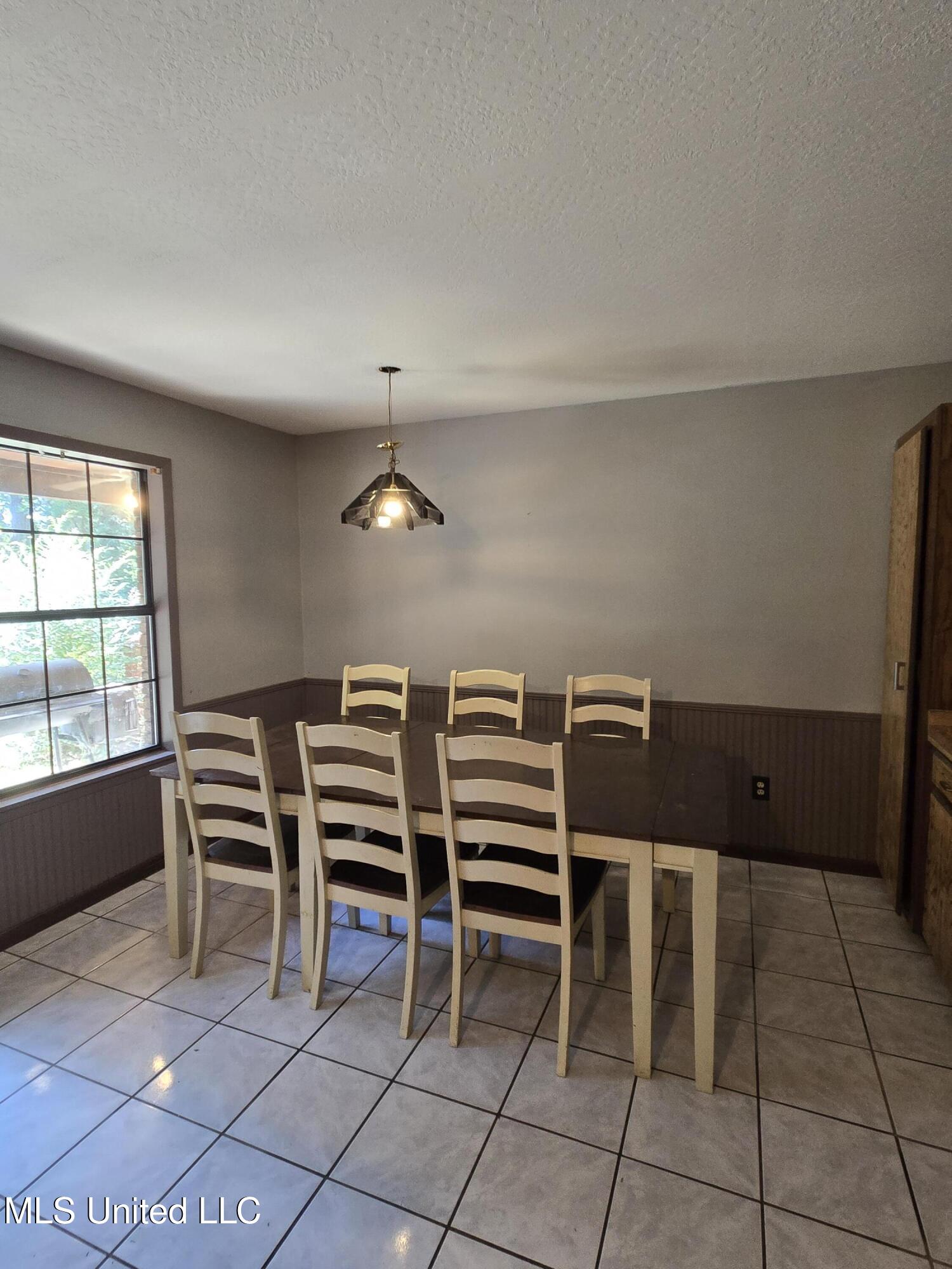 542 Southgate Road Hattiesburg, MS 39401 - Photo 11 of 33 Kitchen (3)