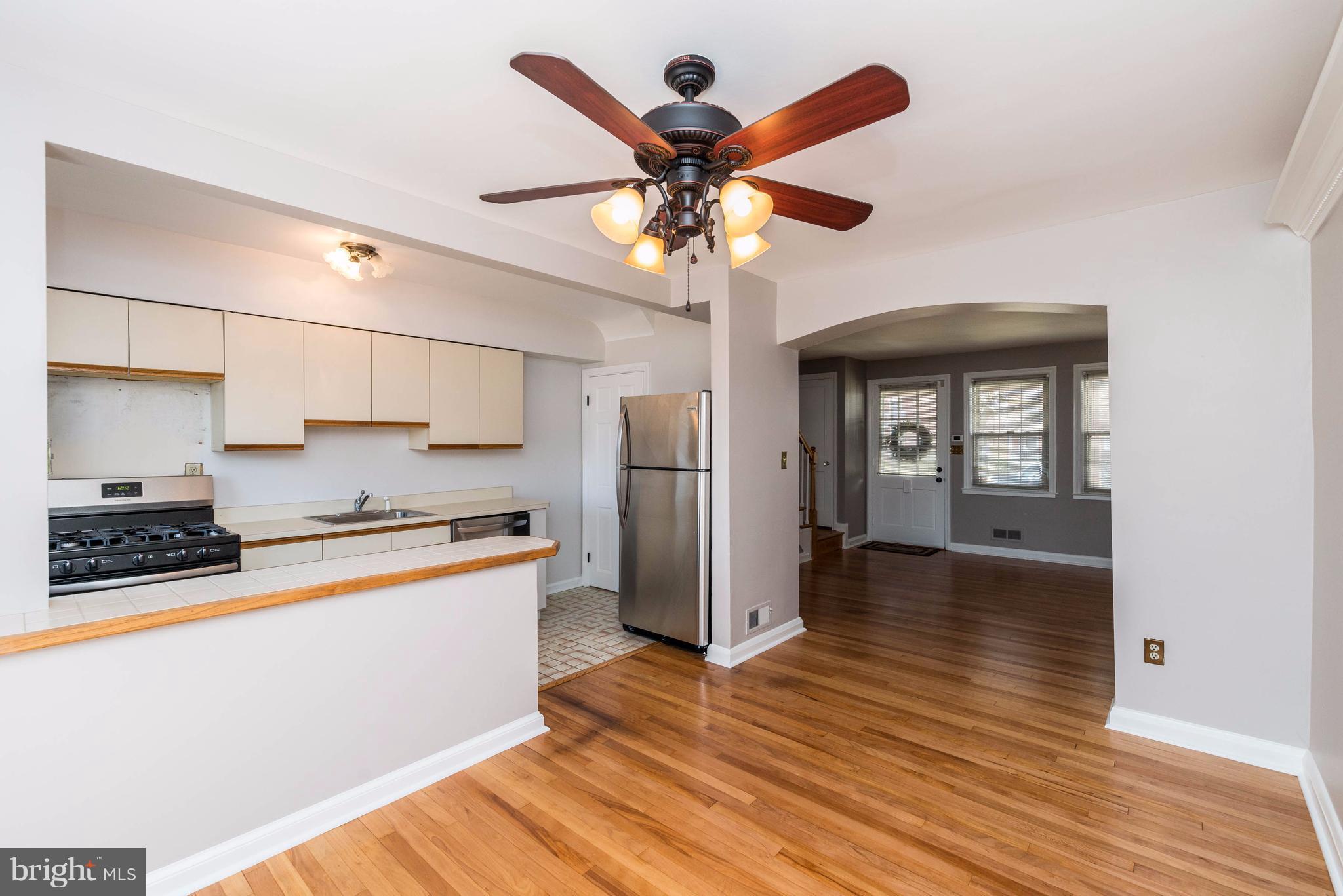 8325 Kendale Road Baltimore, MD 21234 - Photo 8 of 30 Interior (General)