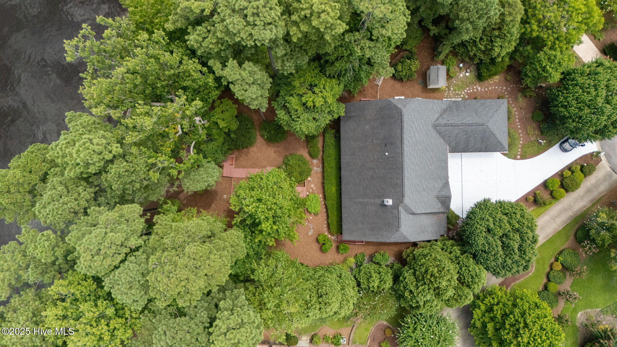 106 Roanoke Lane Chocowinity, NC 27817 - Photo 38 of 41 11-web-or-mls-DJI_20250728124904_0523_D