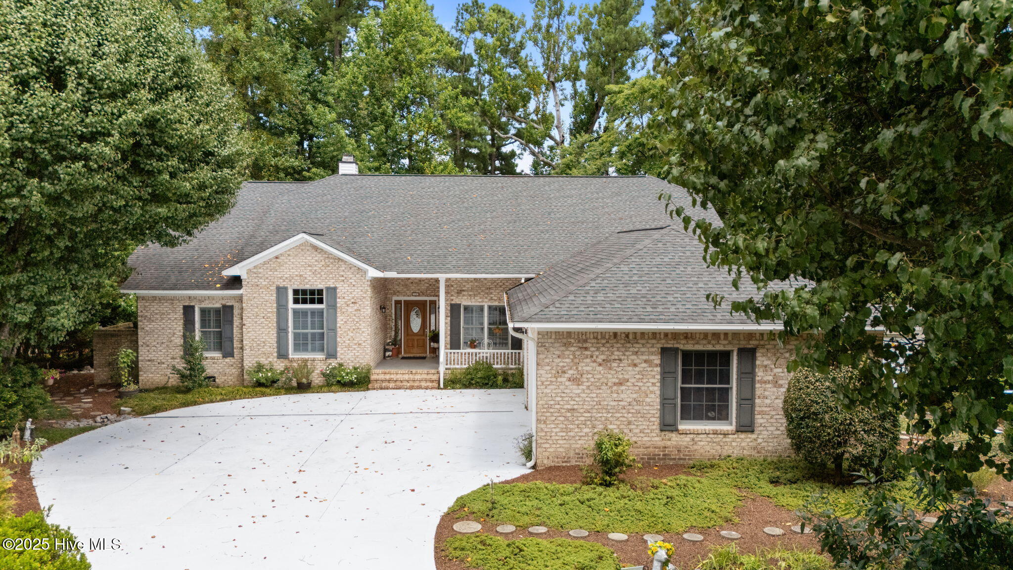 106 Roanoke Lane Chocowinity, NC 27817 - Photo 7 of 41 4-web-or-mls-DJI_20250728124354_0514_D