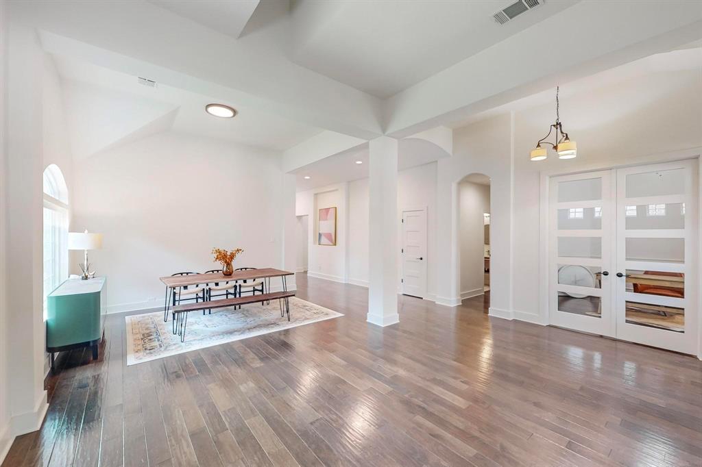 9964 Madrone Drive Frisco, TX 75033 - Photo 9 of 39 a view of a livingroom with kitchen and furniture
