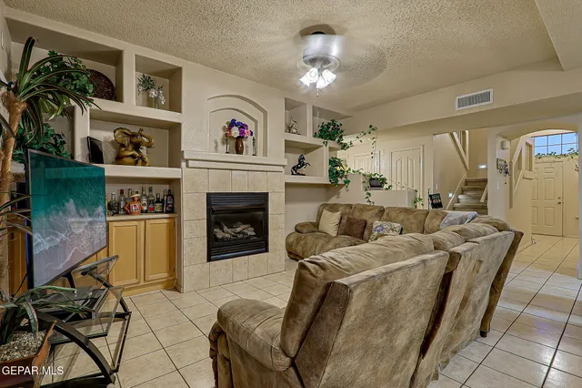 $249,999 | 405 Santorini Court, Socorro, TX 79927