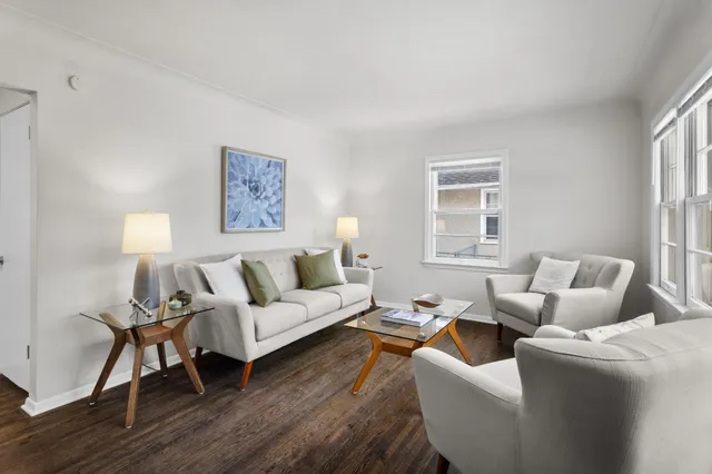 $279,900 | 5018 Russell Avenue North, Minneapolis, MN 55430