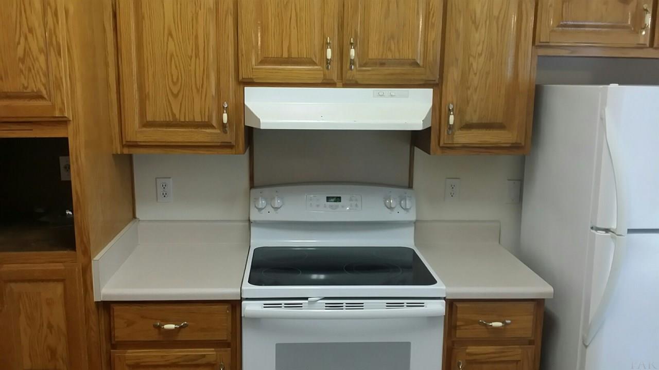 5840 Pebble Ridge Drive Milton, FL 32583 - Photo 7 of 15 Gallery Image 7
