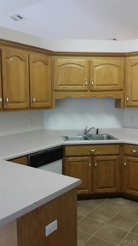 5840 Pebble Ridge Drive Milton, FL 32583 - Photo 10 of 15 Gallery Image 10