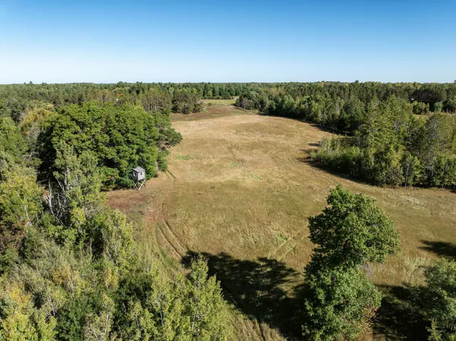 $584,900 | 5435 Austin Lake Road, Webster, WI 54893