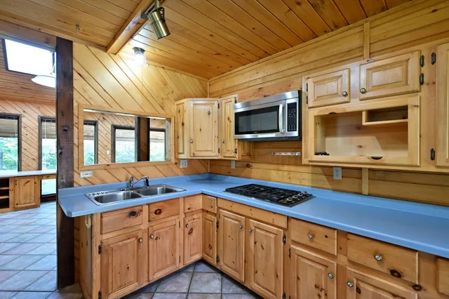 $584,900 | 5435 Austin Lake Road, Webster, WI 54893