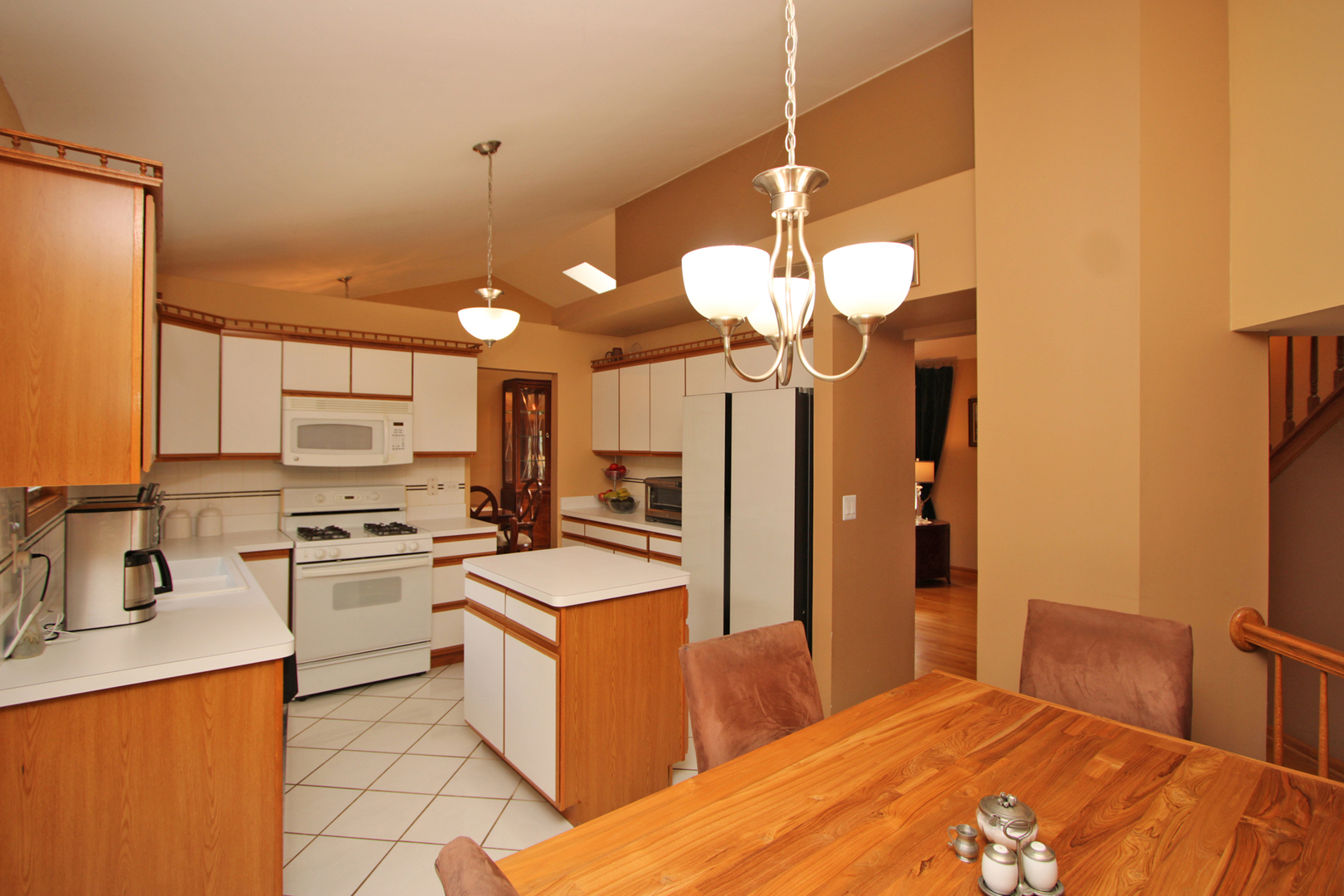 464 Farm Bridge Road Lake Zurich, IL 60047 - Photo 13 of 38