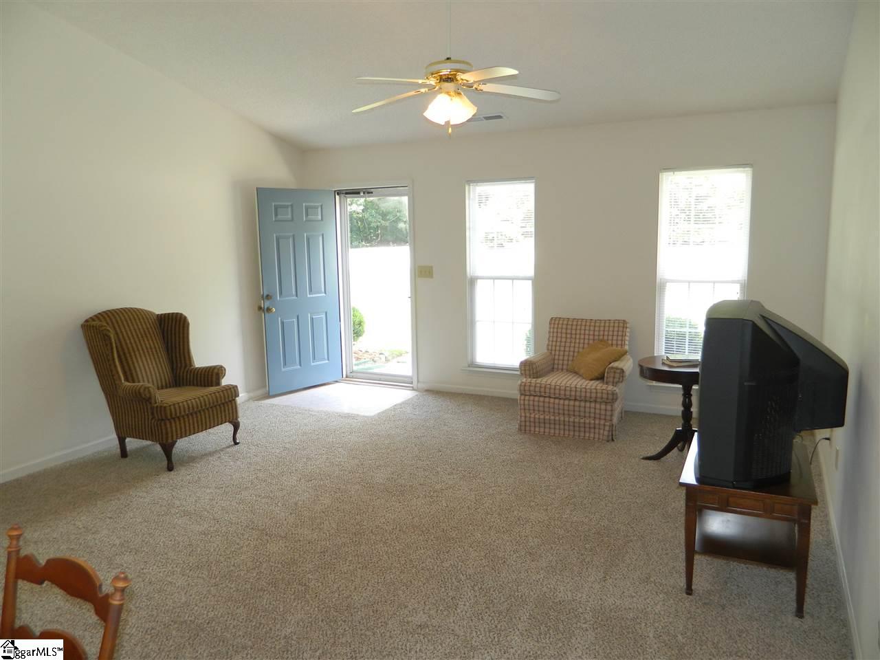 433 Griffin Road Simpsonville, SC 29680 - Photo 2 of 32 Gallery Image 2
