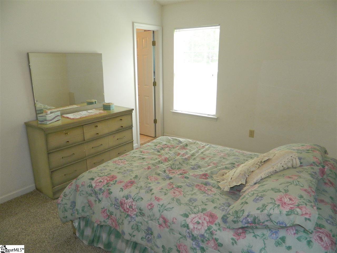 433 Griffin Road Simpsonville, SC 29680 - Photo 11 of 32 Gallery Image 11