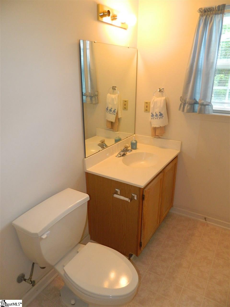 433 Griffin Road Simpsonville, SC 29680 - Photo 16 of 32 Gallery Image 16