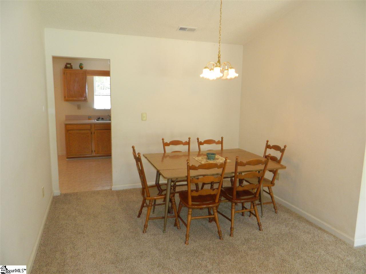 433 Griffin Road Simpsonville, SC 29680 - Photo 4 of 32 Gallery Image 4