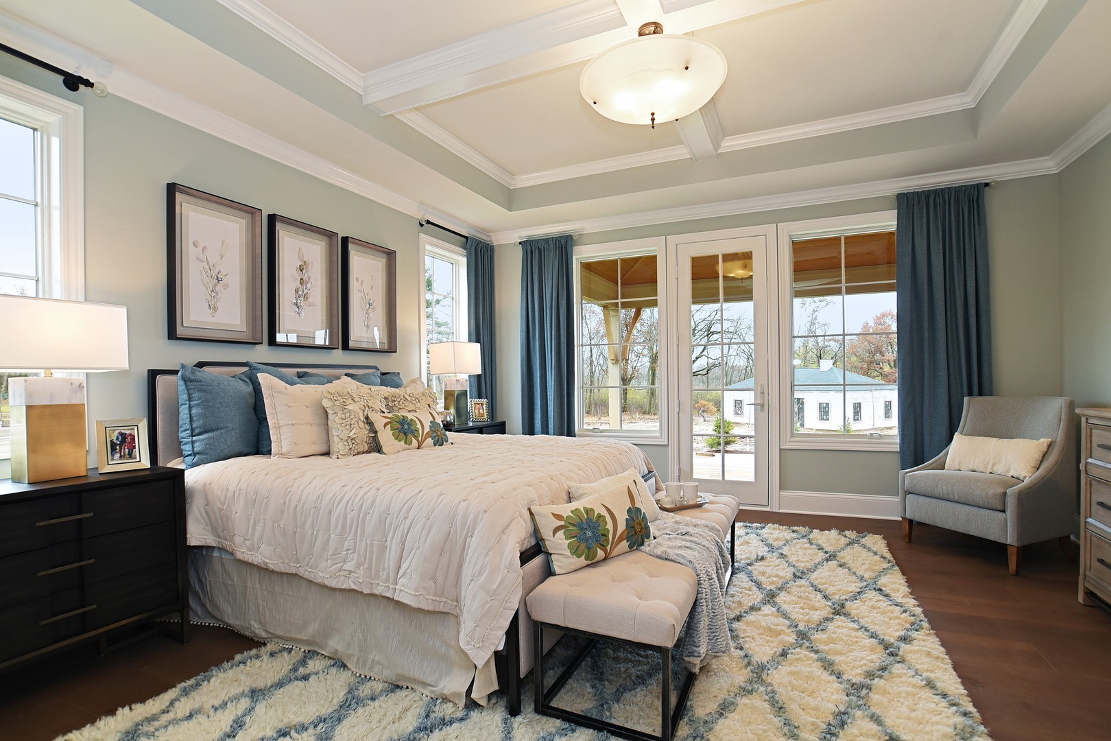 180 Orchard Circle Lake Forest, IL 60045 - Photo 7 of 15 a bedroom with a bed and wooden floor