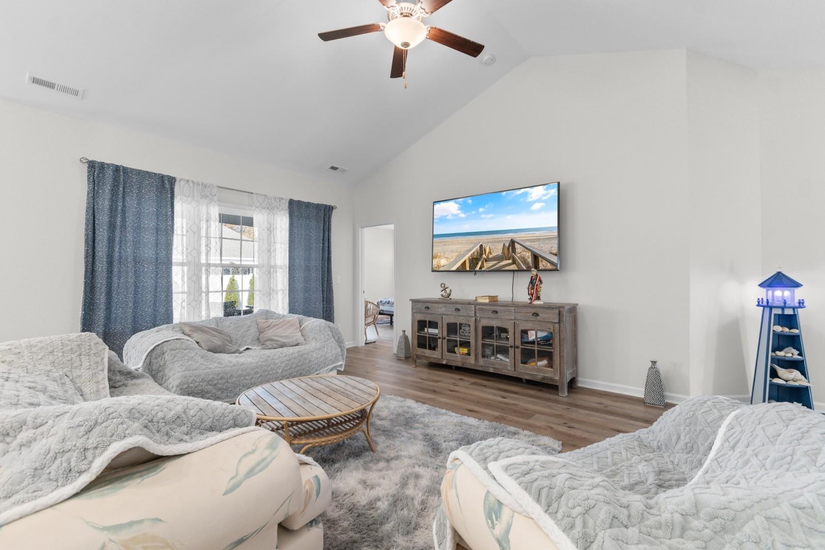 655 Rycola Circle Surfside Beach, SC 29575 - Photo 10 of 38