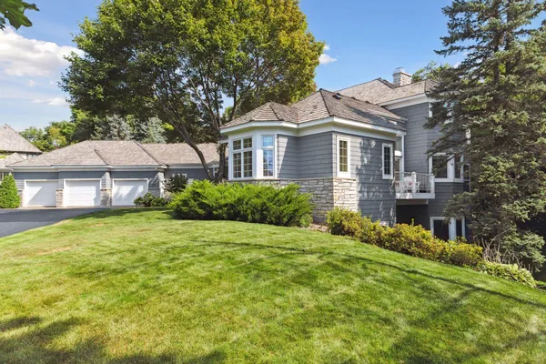 $2,250,000 | 45 Gideons Point Road, Tonka Bay, MN 55331