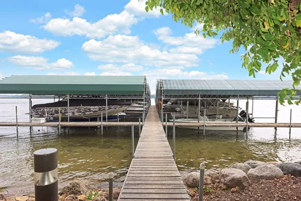 $2,250,000 | 45 Gideons Point Road, Tonka Bay, MN 55331