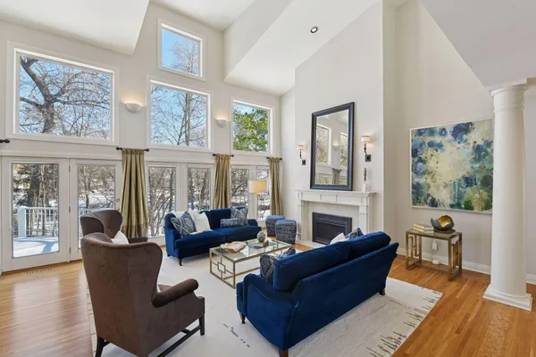 $2,250,000 | 45 Gideons Point Road, Tonka Bay, MN 55331
