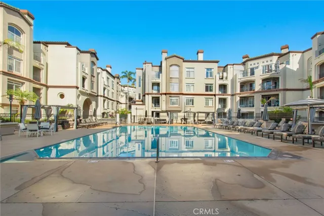 $4,000 | 9229 Regents Road, Unit L406, La Jolla, CA 92037