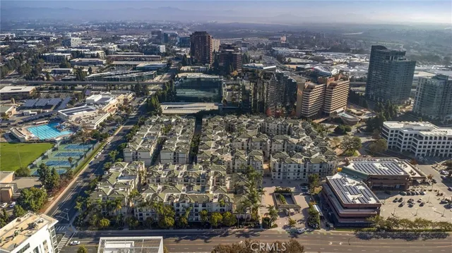 $4,000 | 9229 Regents Road, Unit L406, La Jolla, CA 92037