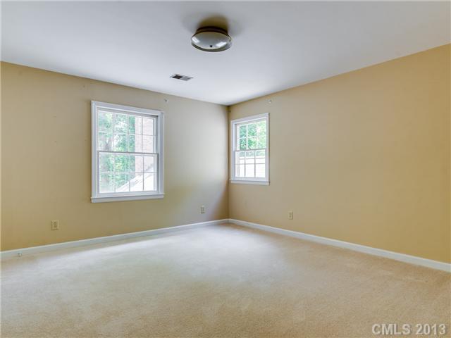 2717 High Ridge Road Charlotte, NC 28270 - Photo 12 of 16 an empty room with windows