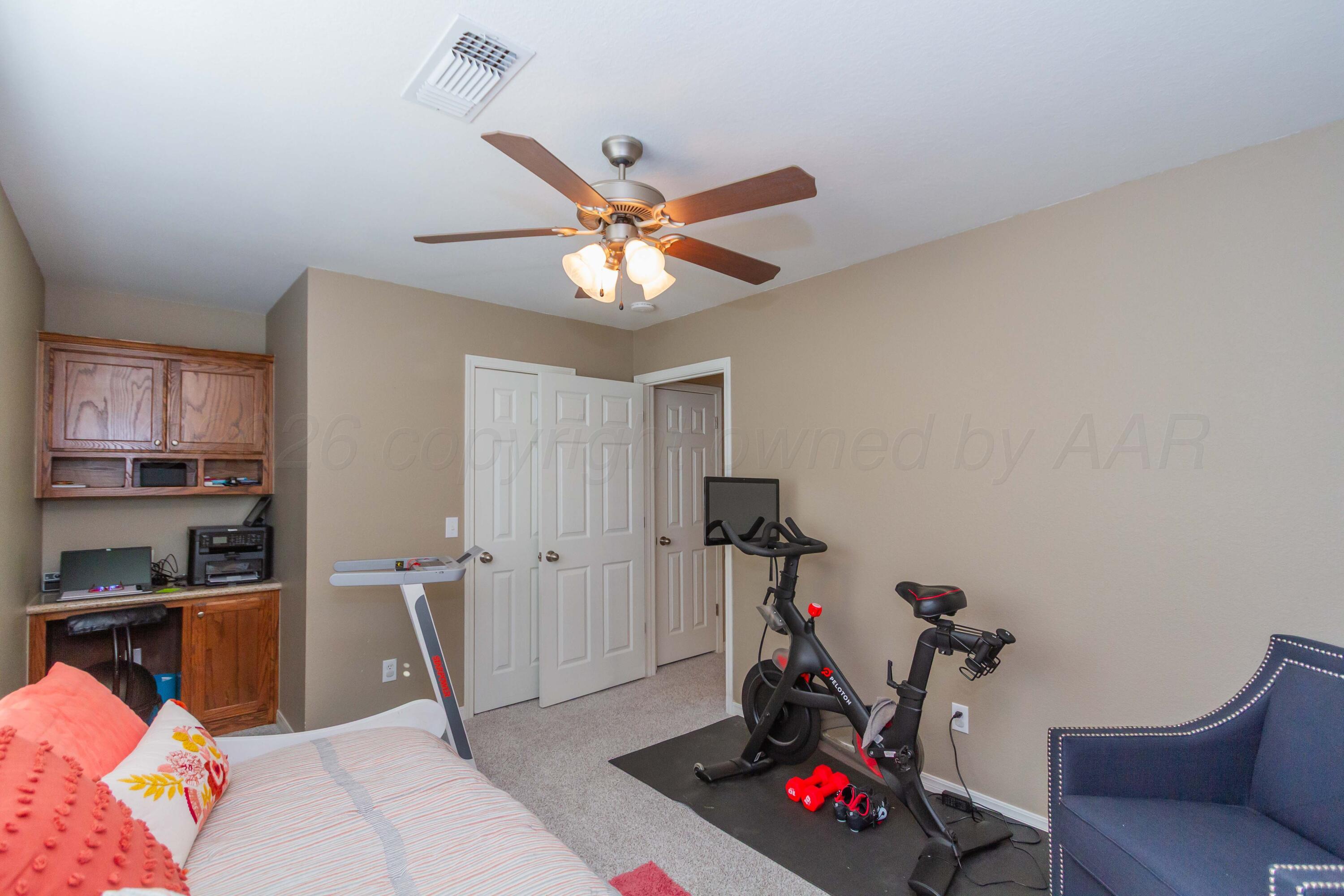 2802 Steve's Way Amarillo, TX 79118 - Photo 24 of 30 a view of entryway with livingroom