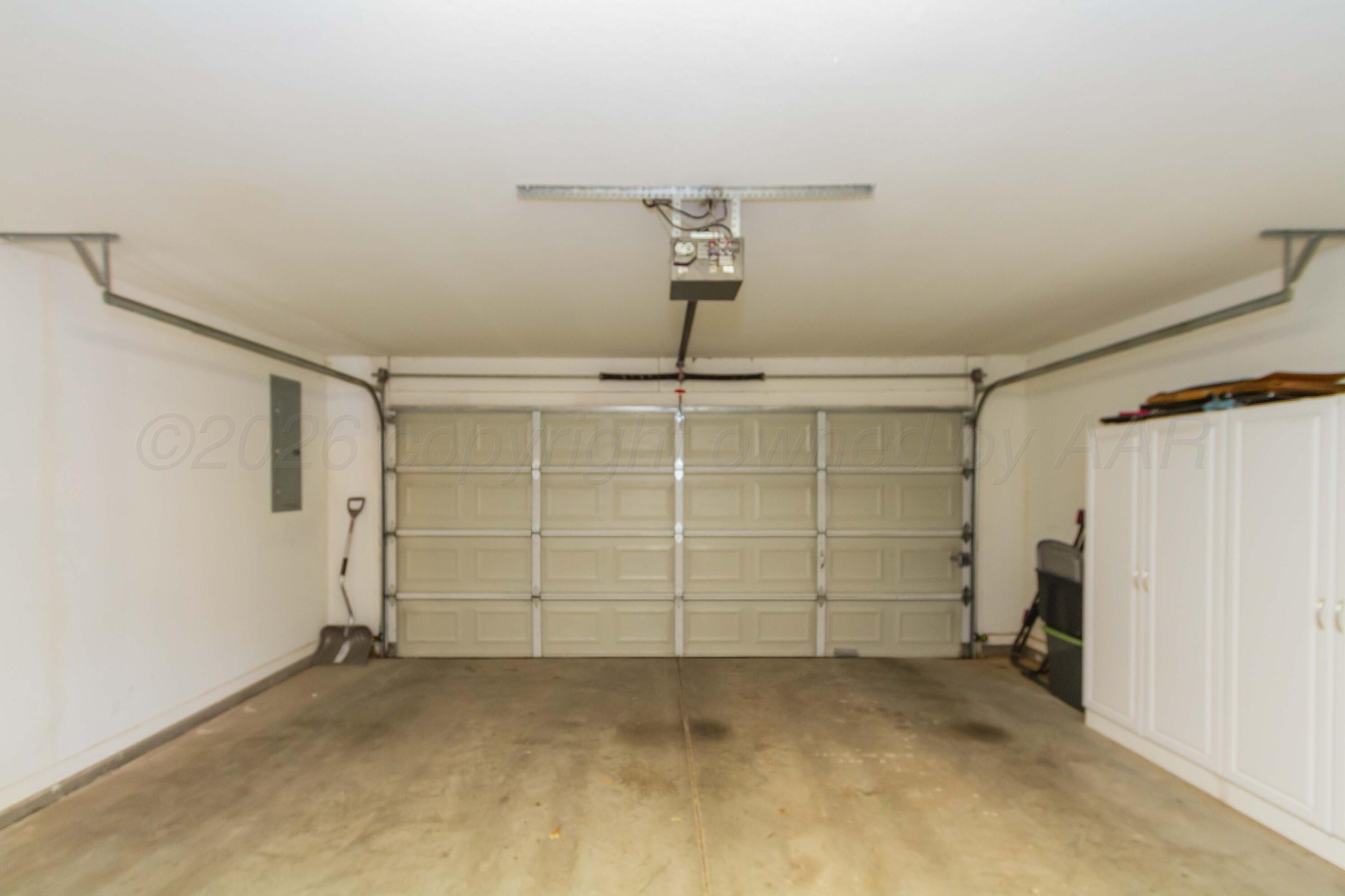 2802 Steve's Way Amarillo, TX 79118 - Photo 29 of 30 a view of a garage
