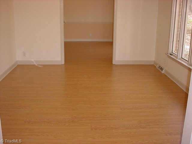 1421 Chesterfield Road Clemmons, NC 27012 - Photo 4 of 9 Other. Living room w/laminate floor and recently painted