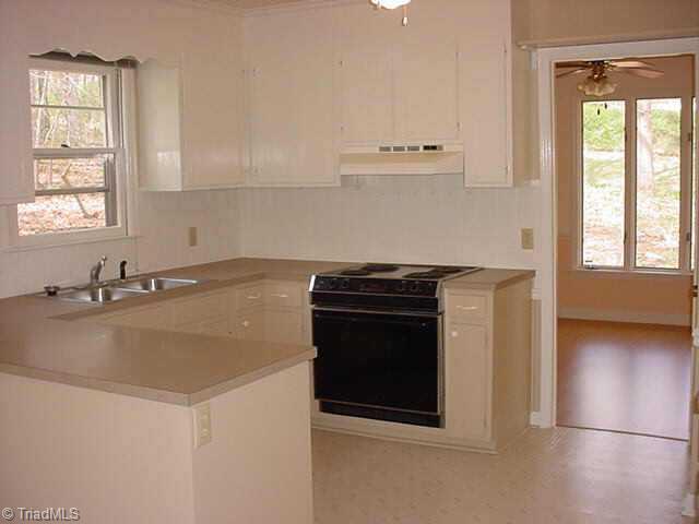 1421 Chesterfield Road Clemmons, NC 27012 - Photo 6 of 9 Other. Kitchen has tile backsplash