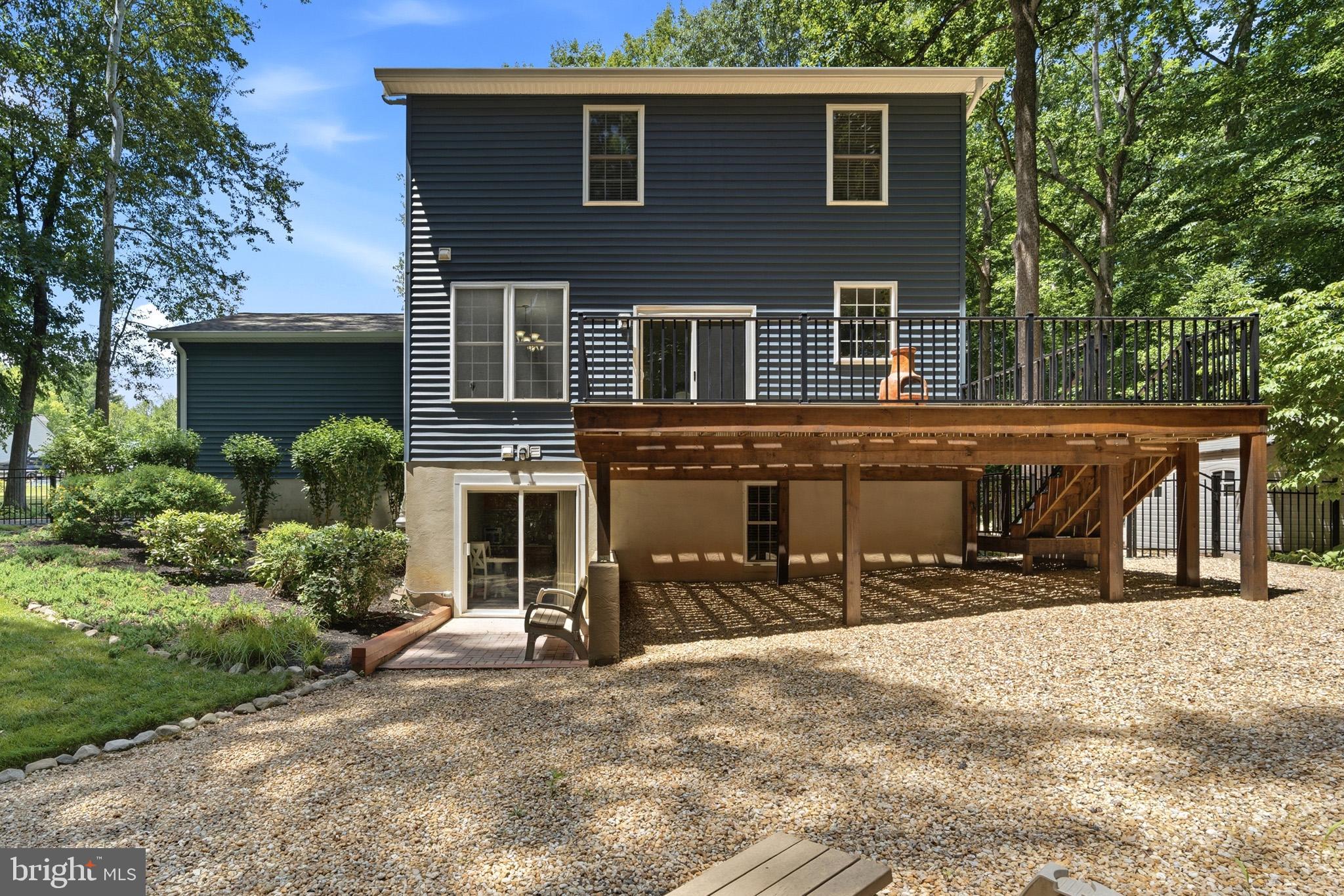 3148 Holland Cliffs Road Huntingtown, MD 20639 - Photo 40 of 61 Impressive rear exterior.